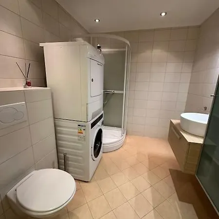 Apartamento Fin Leilighet I Rolig Omrade I Trondheim Hoiset
